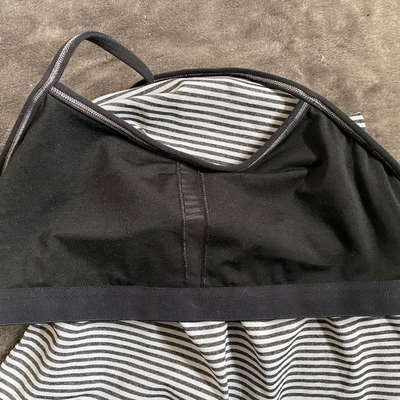 Lululemon Power Y Tank - Picture 6 of 6